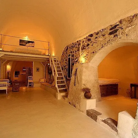 Canava Santorini * Emporio (Santorini)