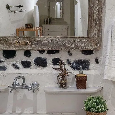 Villa Canava Santorini Emporio (Santorini)