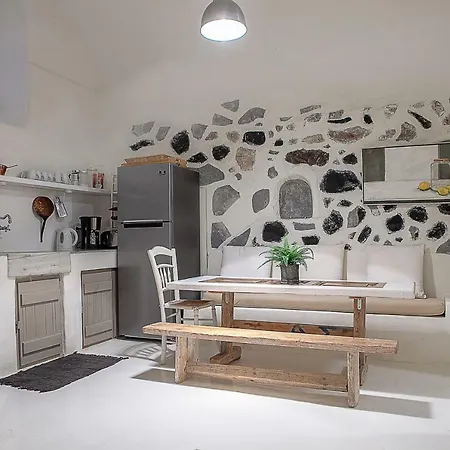 Villa Canava Santorini