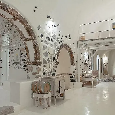 וילה Canava Santorini Emporio (Santorini)